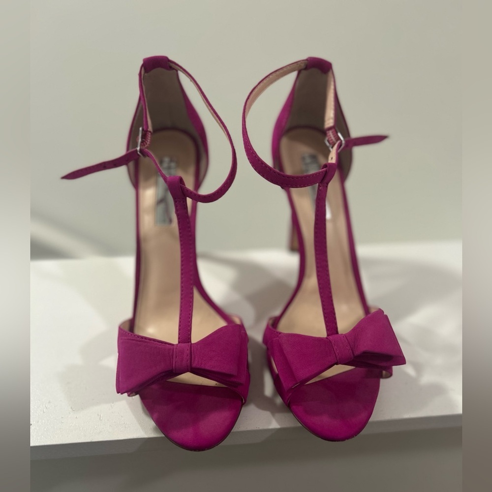 INC International Concepts Pink Heels with Bow